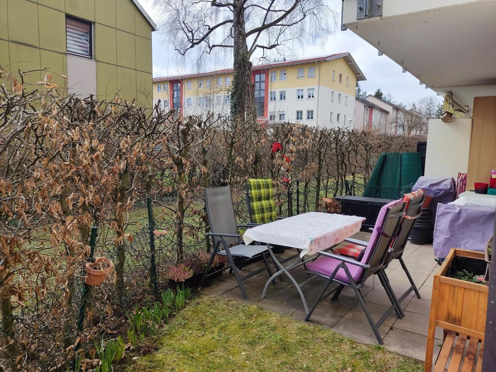 3 In Markt Schwaben, Kueche, Bad, Terasse Apartment *