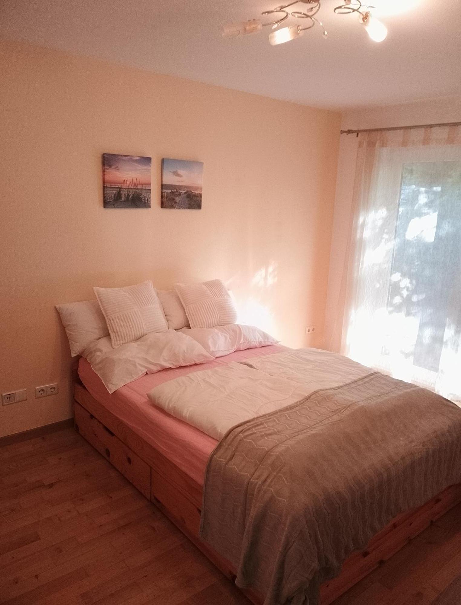 3 In Markt Schwaben, Kueche, Bad, Terasse Apartment